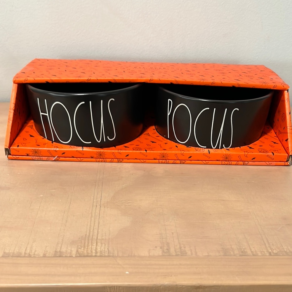 RAE DUNN PET BOWLS
